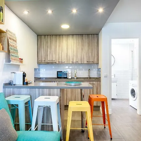Beachside Cosy Apartment With Pool Estepona Exterior photo