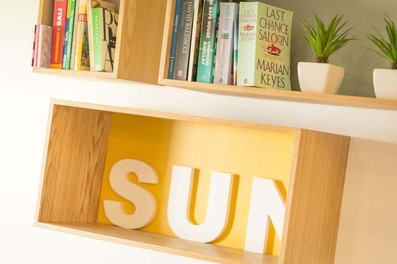 Beachside Cosy With Pool Apartament *